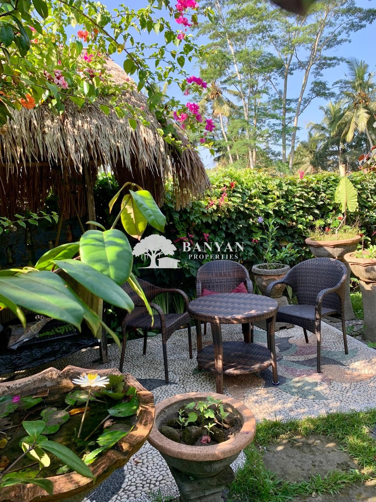 Joglo Sunrise Villa — photo 11 of 14