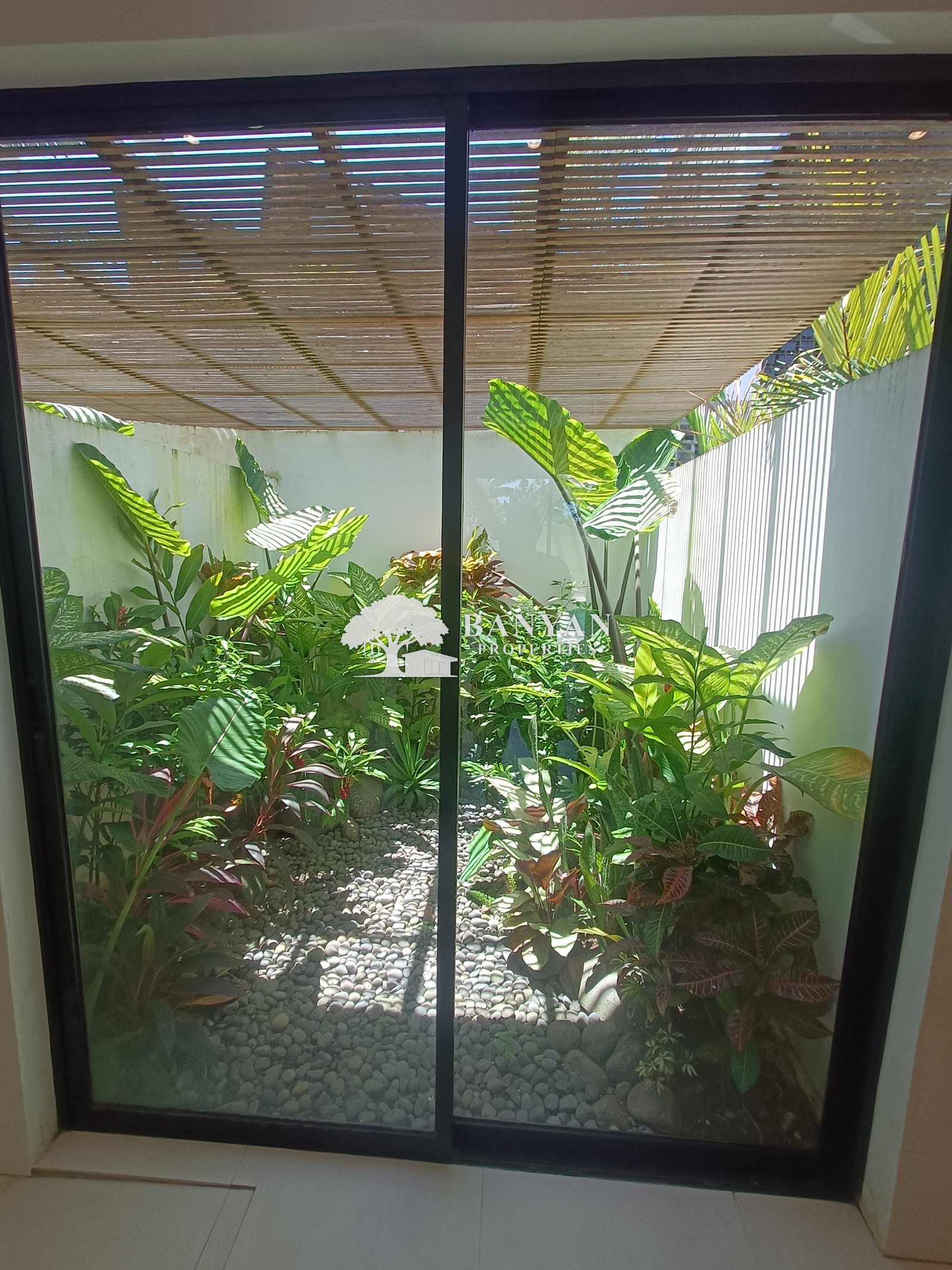 Villa Tunjung Sari Sanur - Beautiful 2 Bedroom Villa in Sanur — photo 12 of 14