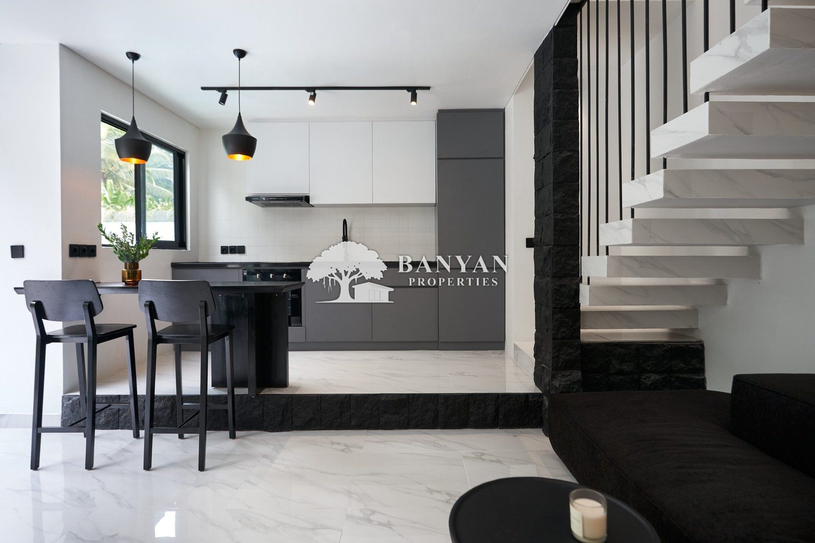 Sleek 2-Bedroom Contemporary Villa with Private Pool and Jungle Views — Jl. Tirta Tawar, Ubud — photo 18 of 26