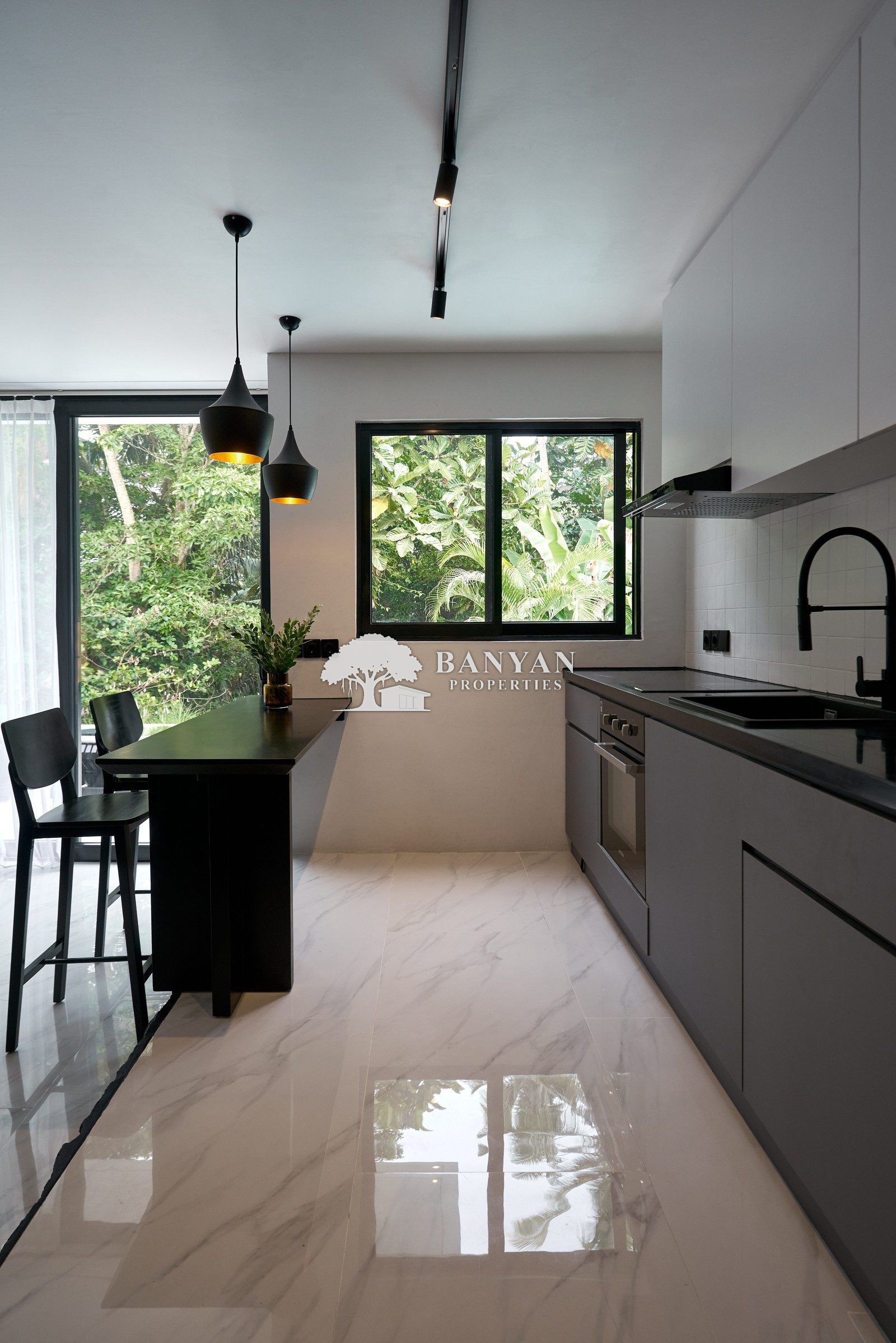 Sleek 2-Bedroom Contemporary Villa with Private Pool and Jungle Views — Jl. Tirta Tawar, Ubud — photo 19 of 26
