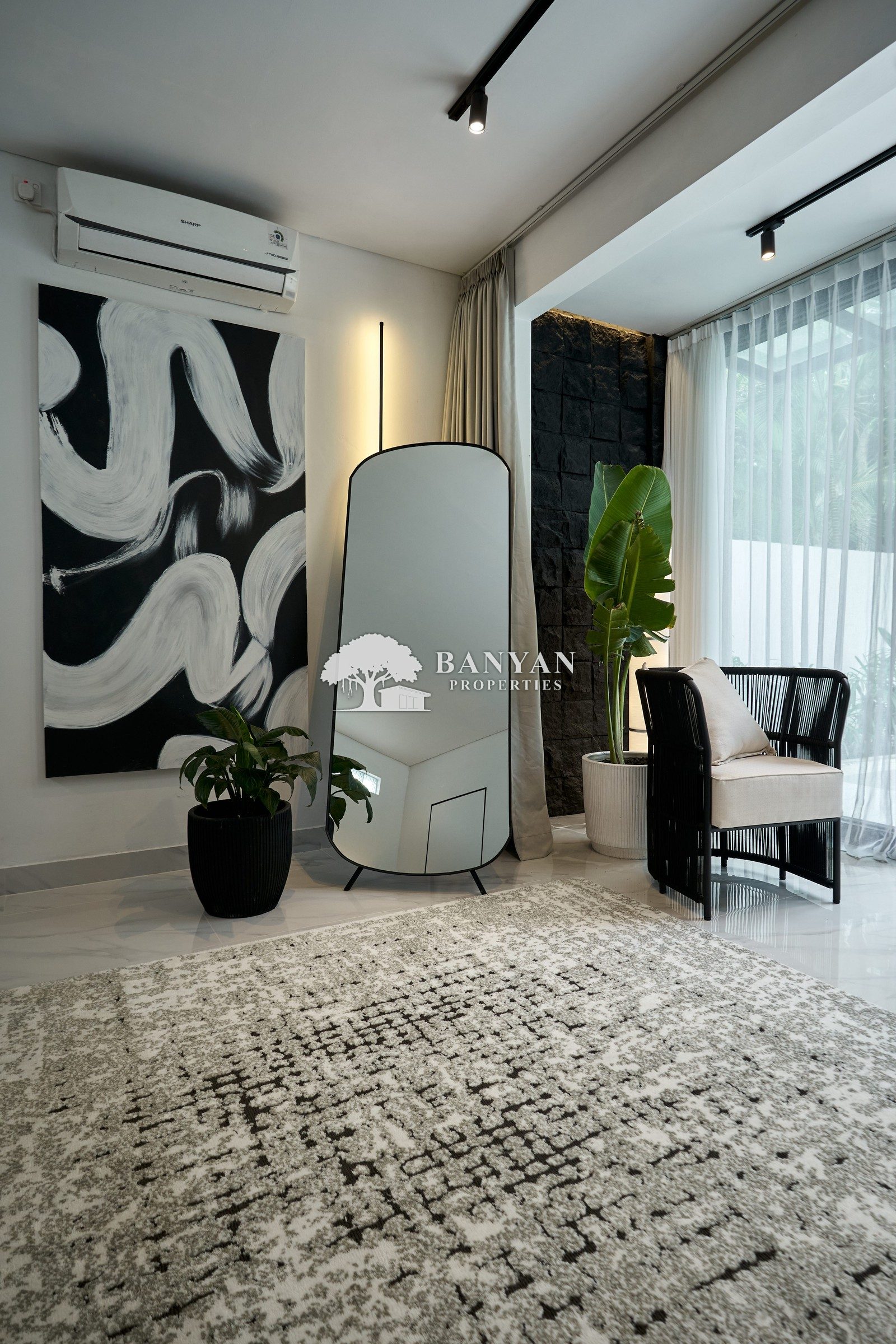 Sleek 2-Bedroom Contemporary Villa with Private Pool and Jungle Views — Jl. Tirta Tawar, Ubud — photo 9 of 26