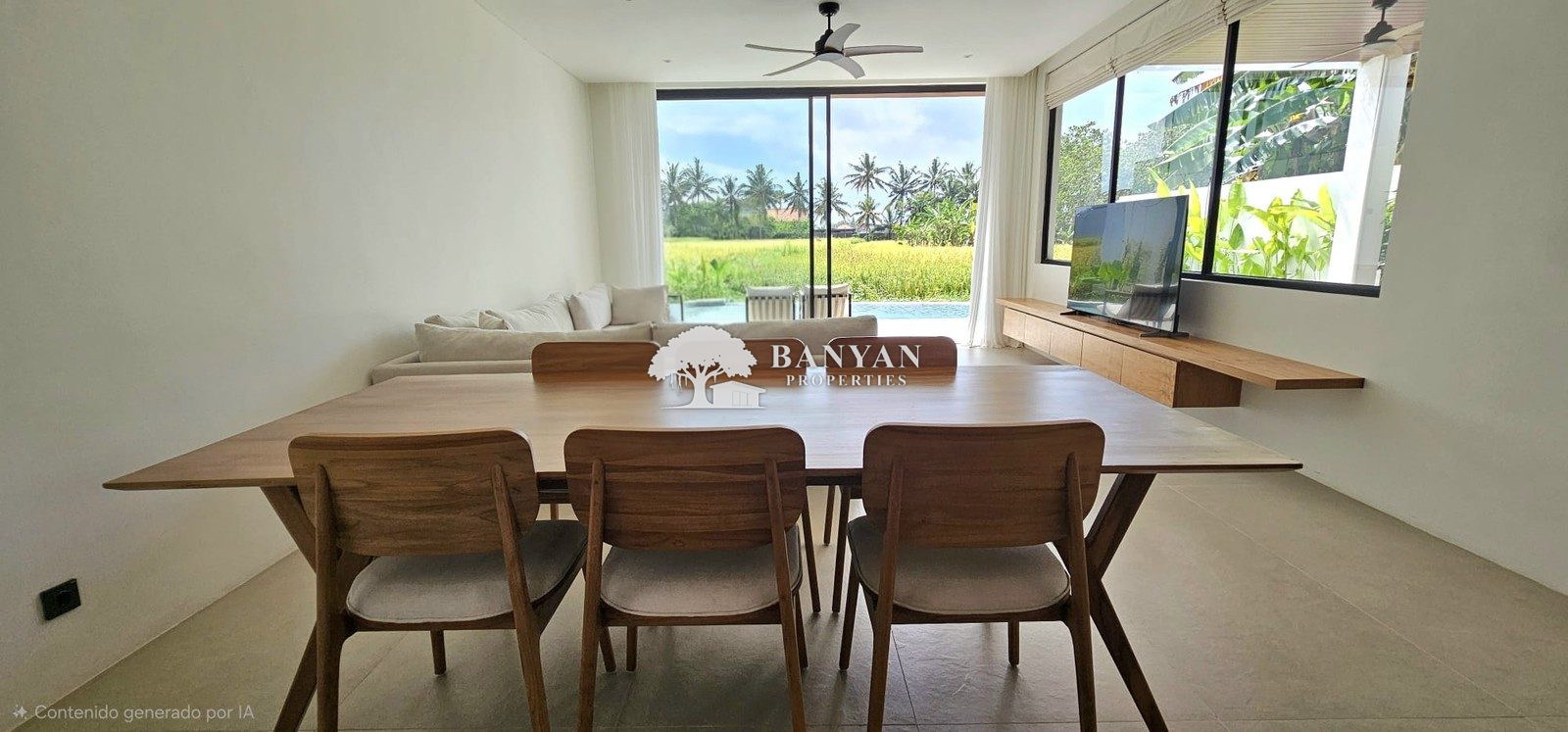 Villa Raptor - New 3 Bedroom Minimalist Luxury Villa in Singakerta — photo 15 of 37