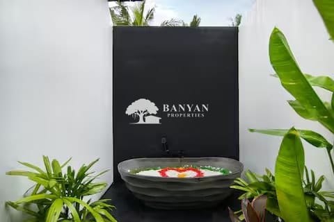 Villa putih - A Stylish 1-Bedroom Villa with Private Pool in Ubud — photo 6 of 8