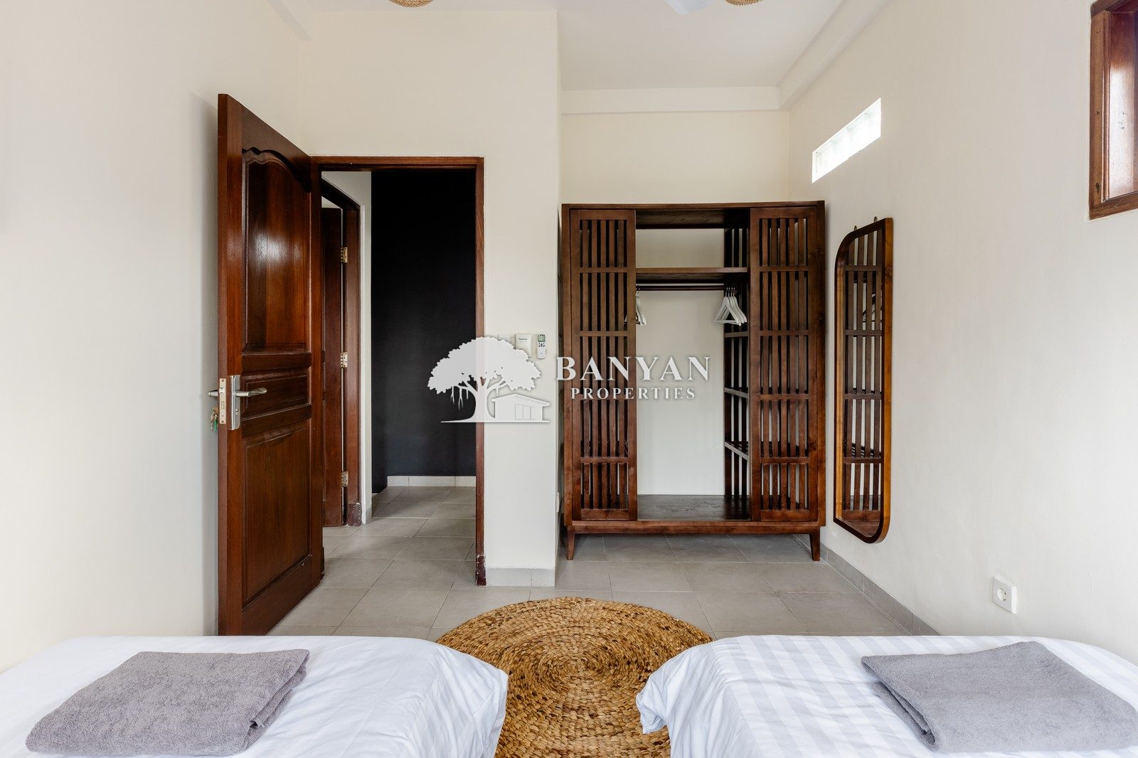 Villa Shanti Graha - Charming 2 Bedroom Villa with Ricefield View in Petulu — photo 18 of 34