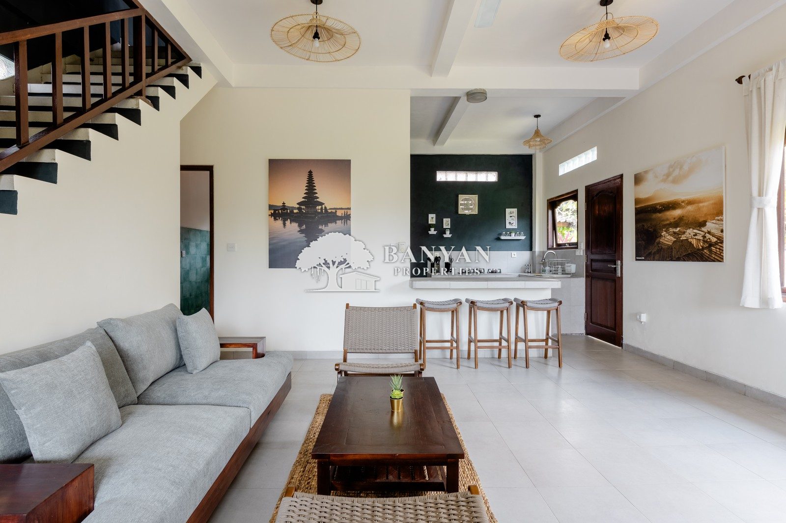 Villa Shanti Graha - Charming 2 Bedroom Villa with Ricefield View in Petulu — photo 2 of 34