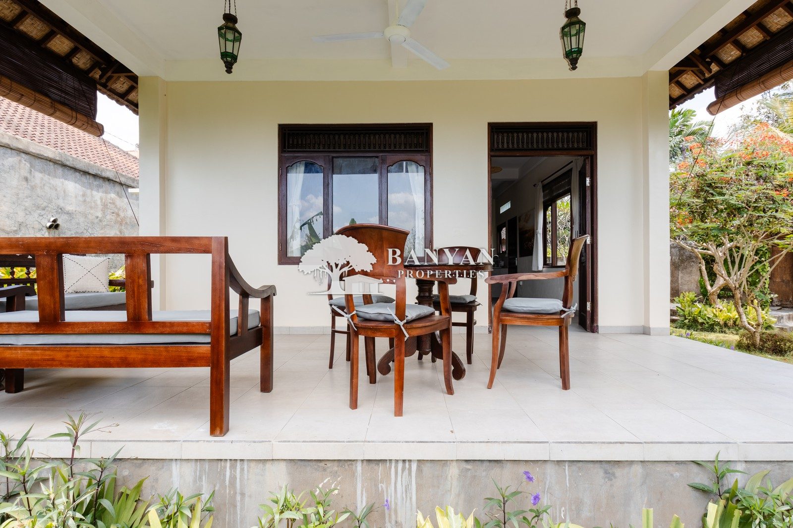 Villa Shanti Graha - Charming 2 Bedroom Villa with Ricefield View in Petulu — photo 25 of 34