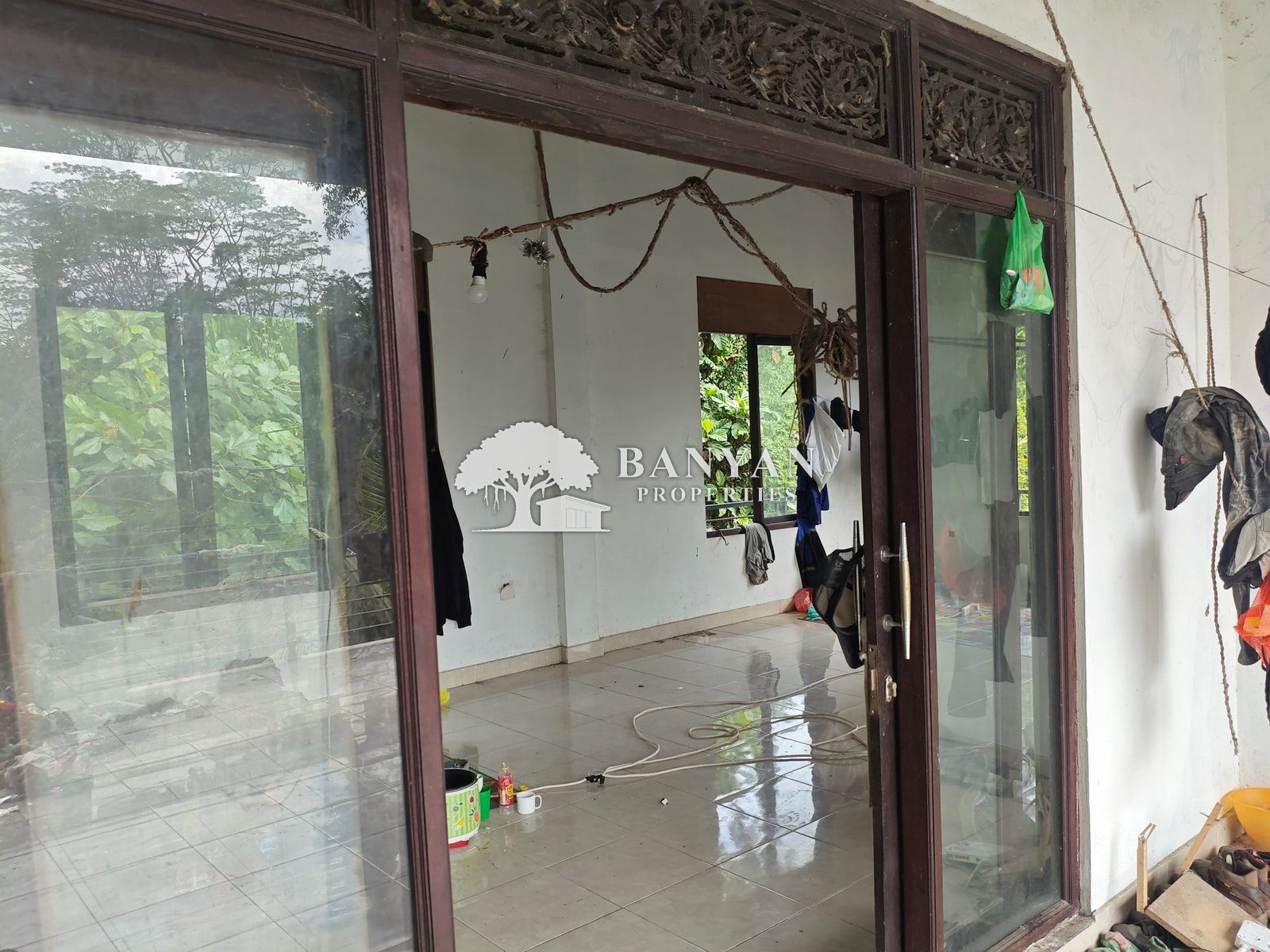 Rare 3-Storey Heritage Cottage for Sale with Jungle Views and Balinese Character — photo 10 of 18