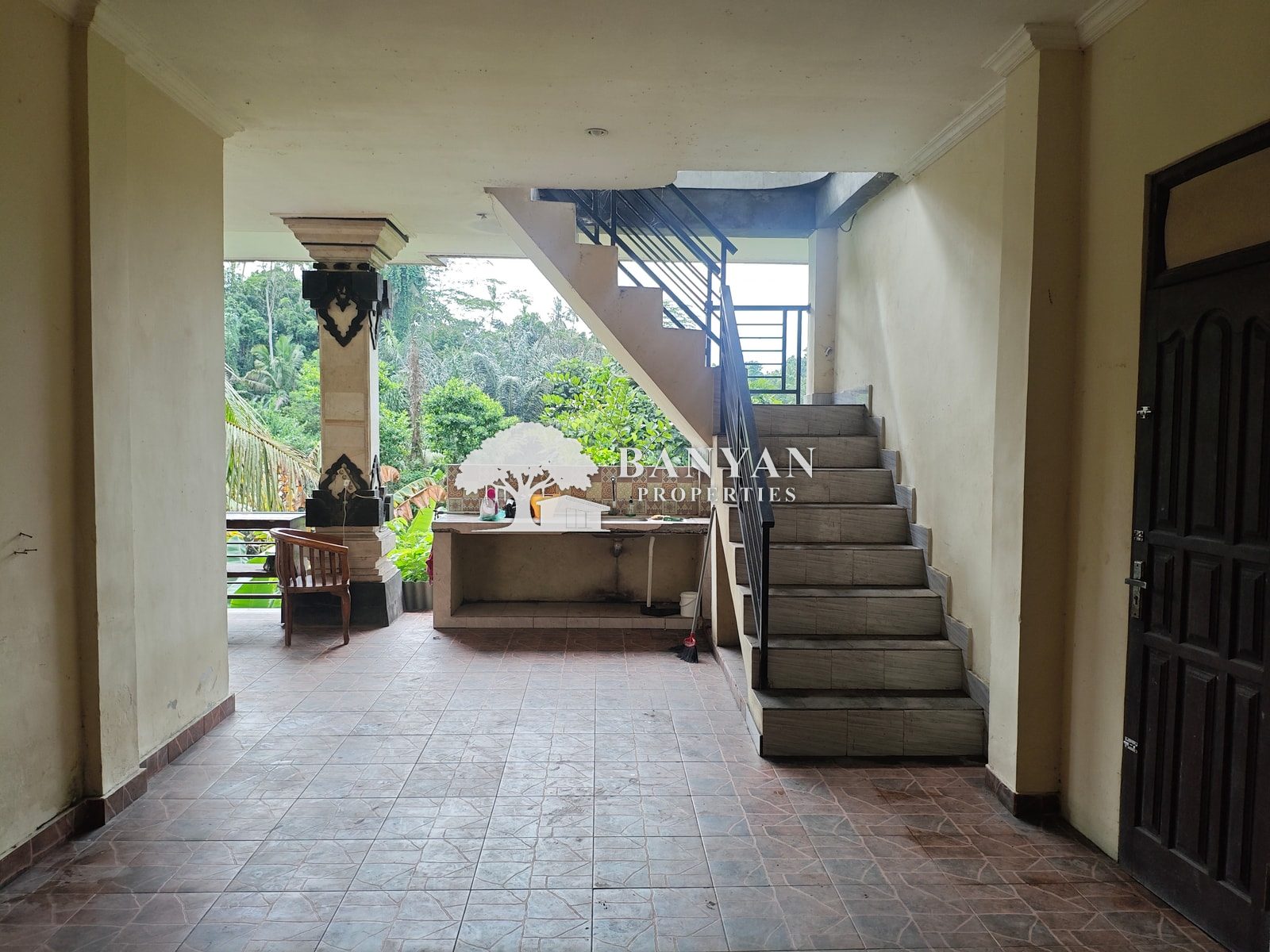 Rare 3-Storey Heritage Cottage for Sale with Jungle Views and Balinese Character — photo 6 of 18