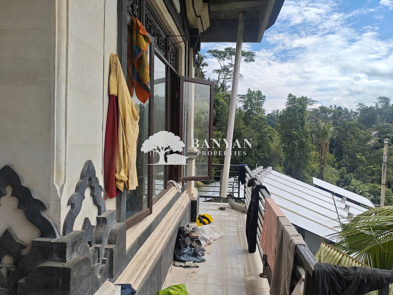 Rare 3-Storey Heritage Cottage for Sale with Jungle Views and Balinese Character — photo 9 of 18