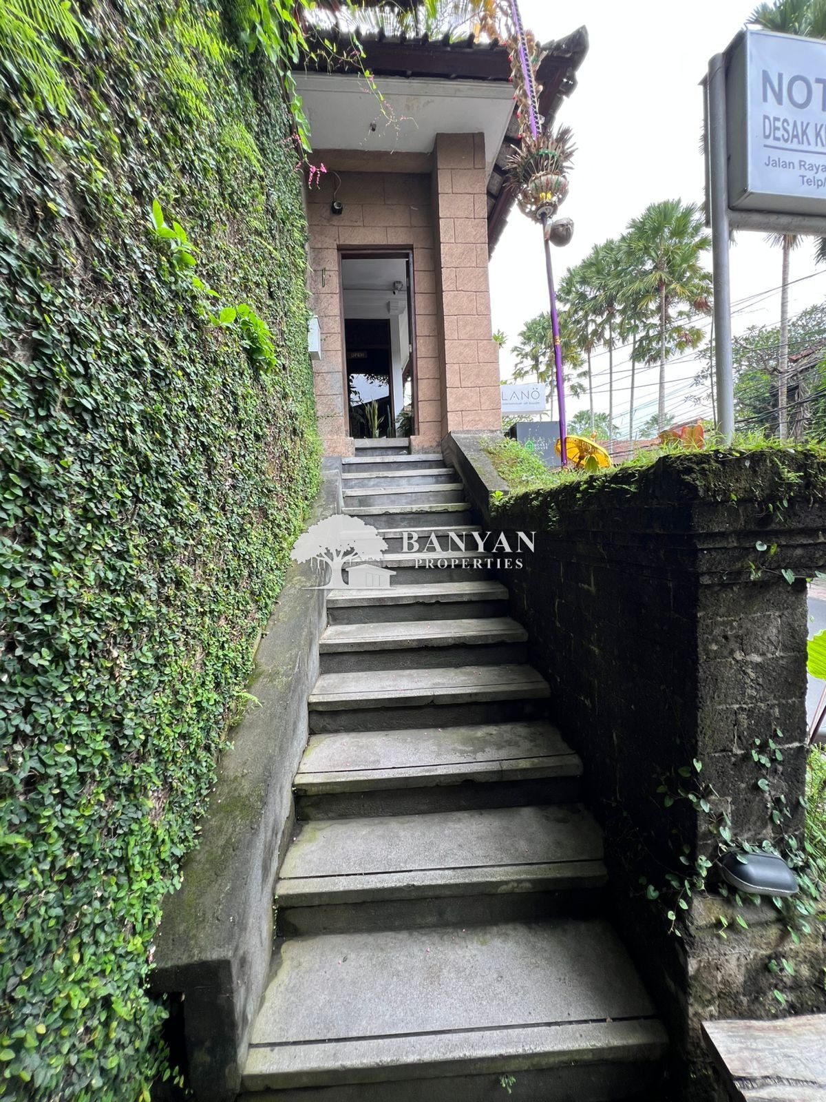210m² Commercial Office Space in Campuhan — photo 11 of 11