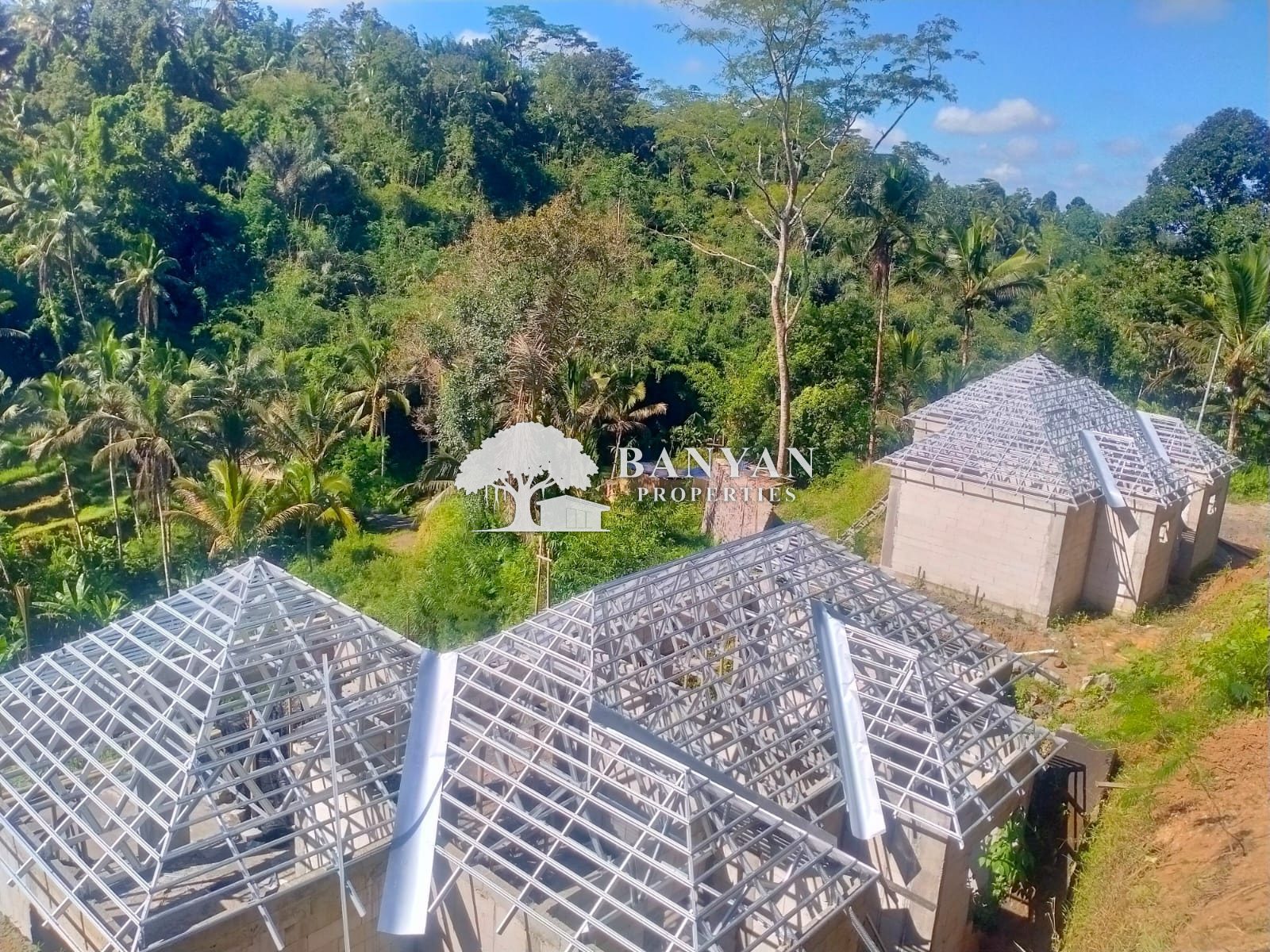 Haridas Land - Leasehold Land with 2 Buildings at 40% Completion — Kedisan, Tegallalang, Bali