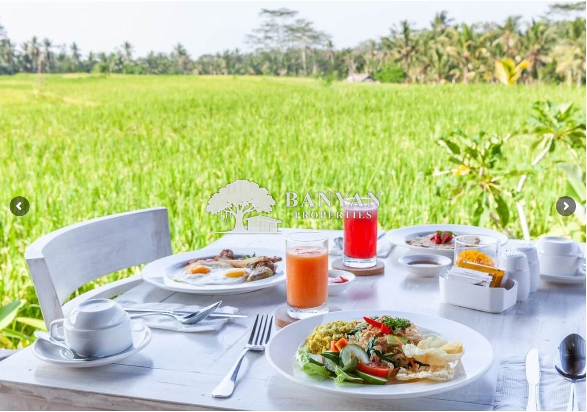 12-Villa Leasehold Estate For Sale with Restaurant, Main Pool & Scenic Rice Field Views — photo 11 of 12